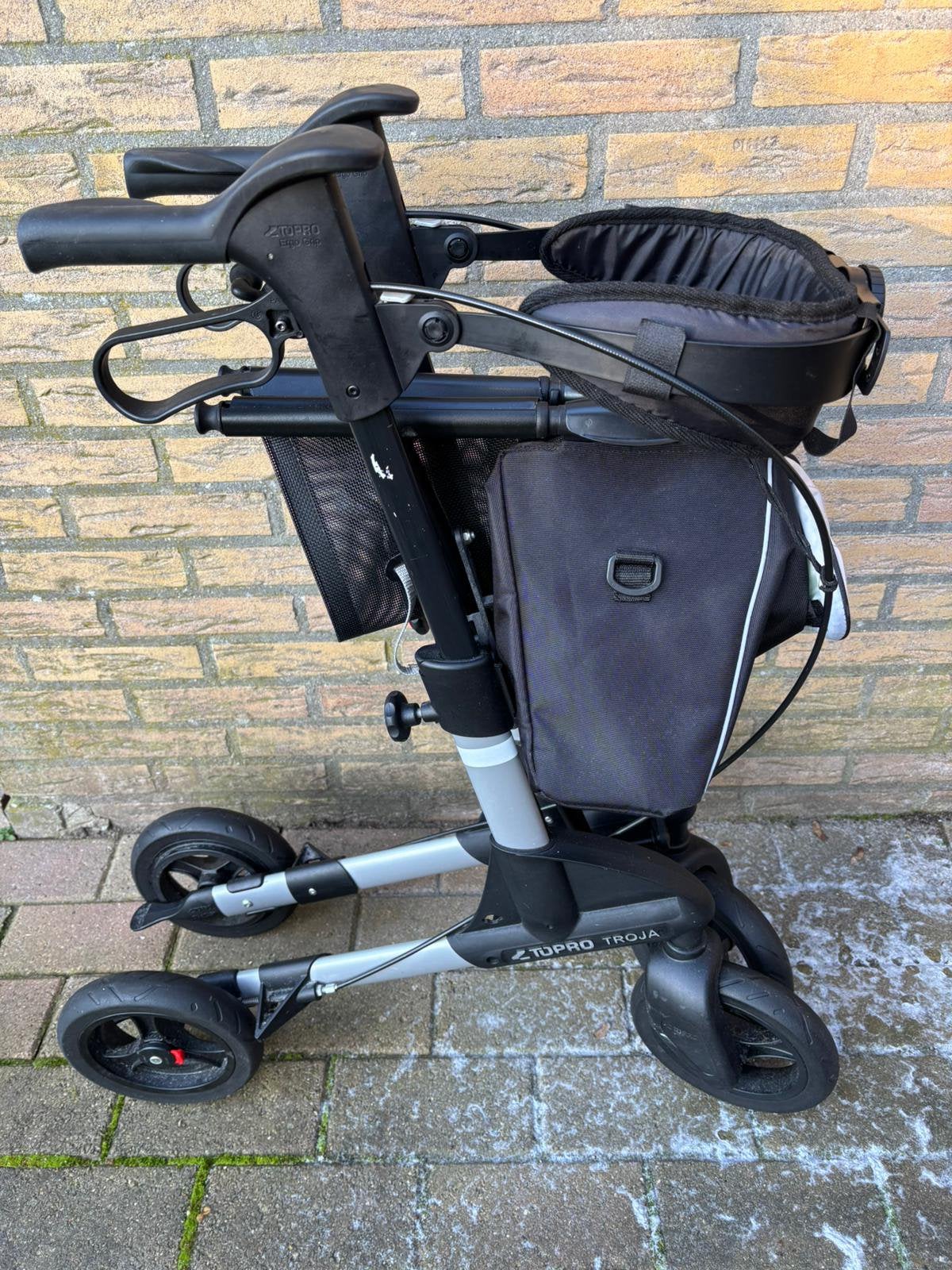G2 S Topro Troja rollator, Diversen, Rollators, Zo goed als nieuw, Lichtgewicht, Opvouwbaar, Ophalen of Verzenden
