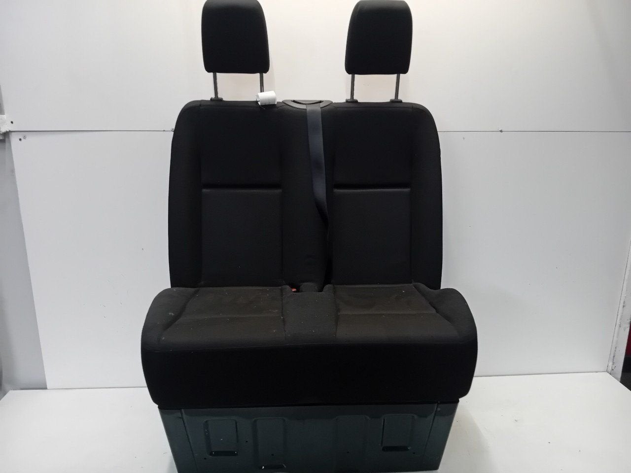 Stoel rechts voor Mercedes-Benz Sprinter, Onderdelen@venauto.nl, Van der Ven Autorecycling B.V., Gebruikt, Ettenseweg 76, 4706 PB Roosendaal, The Netherlands