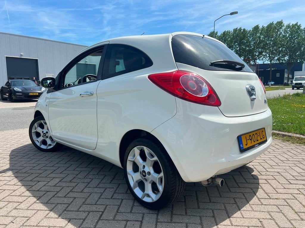 Ford Ka 1.2 Titanium X 2010 Airco Elektr Ramen LMV, Auto's, Voorwielaandrijving, Stof, Gebruikt, 4 cilinders