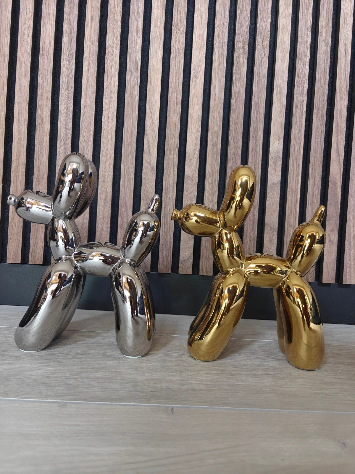 Jeff Koons ballon hond replica. Balloon dog Chroom, goud., Verzamelen, Ophalen of Verzenden, Nieuw, Dier