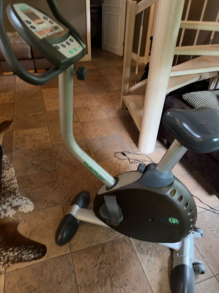 Tunturi hometrainer, Ophalen, Gebruikt, Metaal, Benen