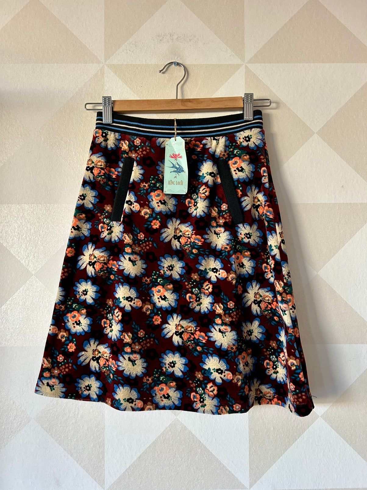 King Louie Davis Skirt bloem bruin XS/34 NIEUW, Bruin, Nieuw, Ophalen of Verzenden, Knielengte