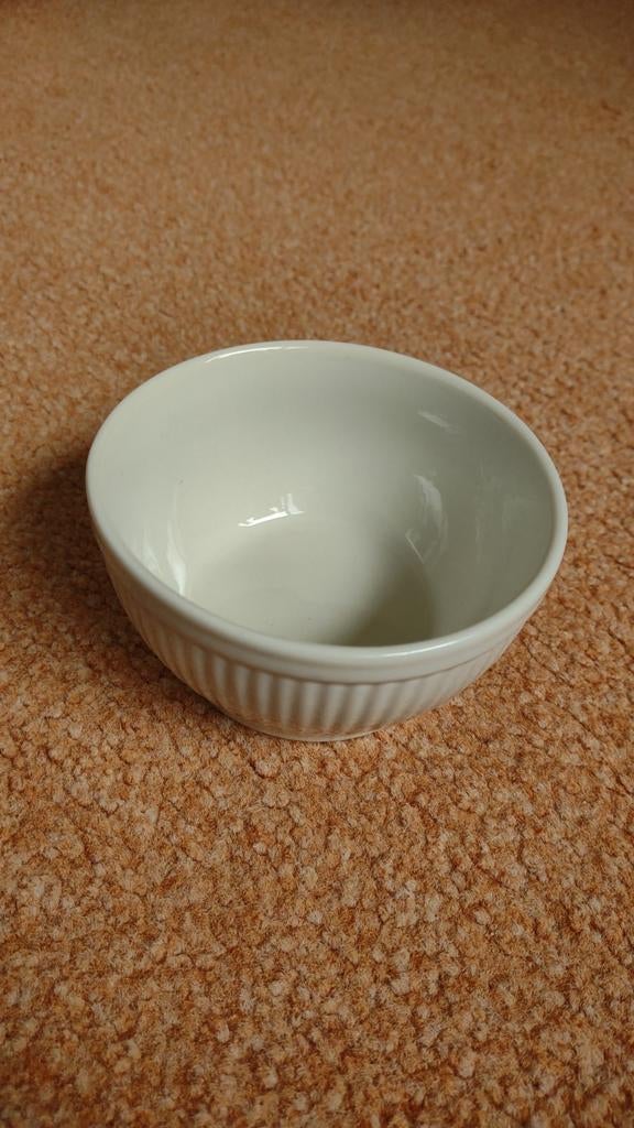 Wedgwood Windsor Porseleinen Schaaltje - Zo goed als nieuw, Porselein of Keramiek, Schaal, Rond, Ophalen of Verzenden