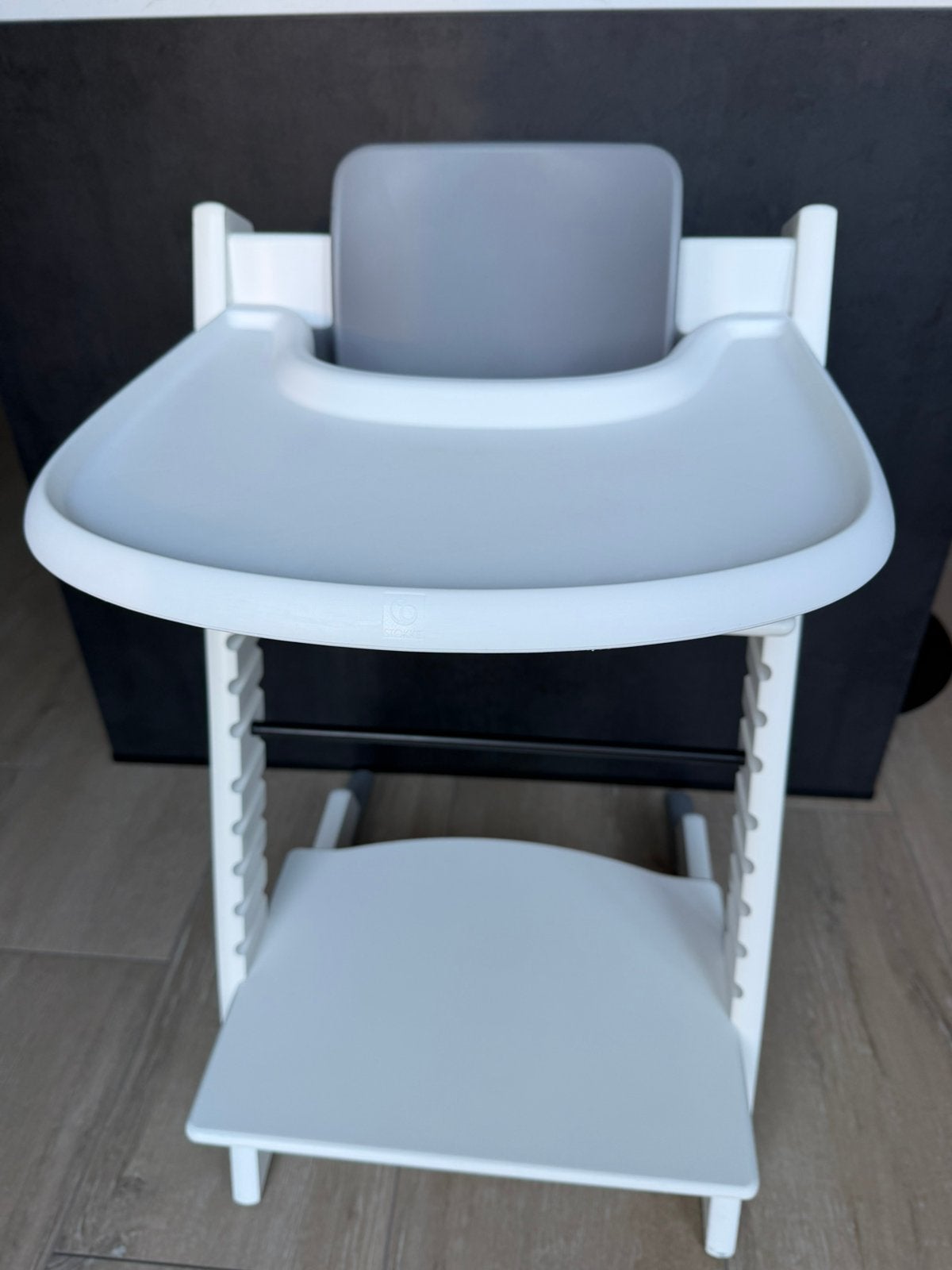 Stokke tripptrapp met vele extra’s, Kinderen en Baby's, Kinderstoelen, Ophalen, Zo goed als nieuw, Meegroeistoel, Gordel(s)