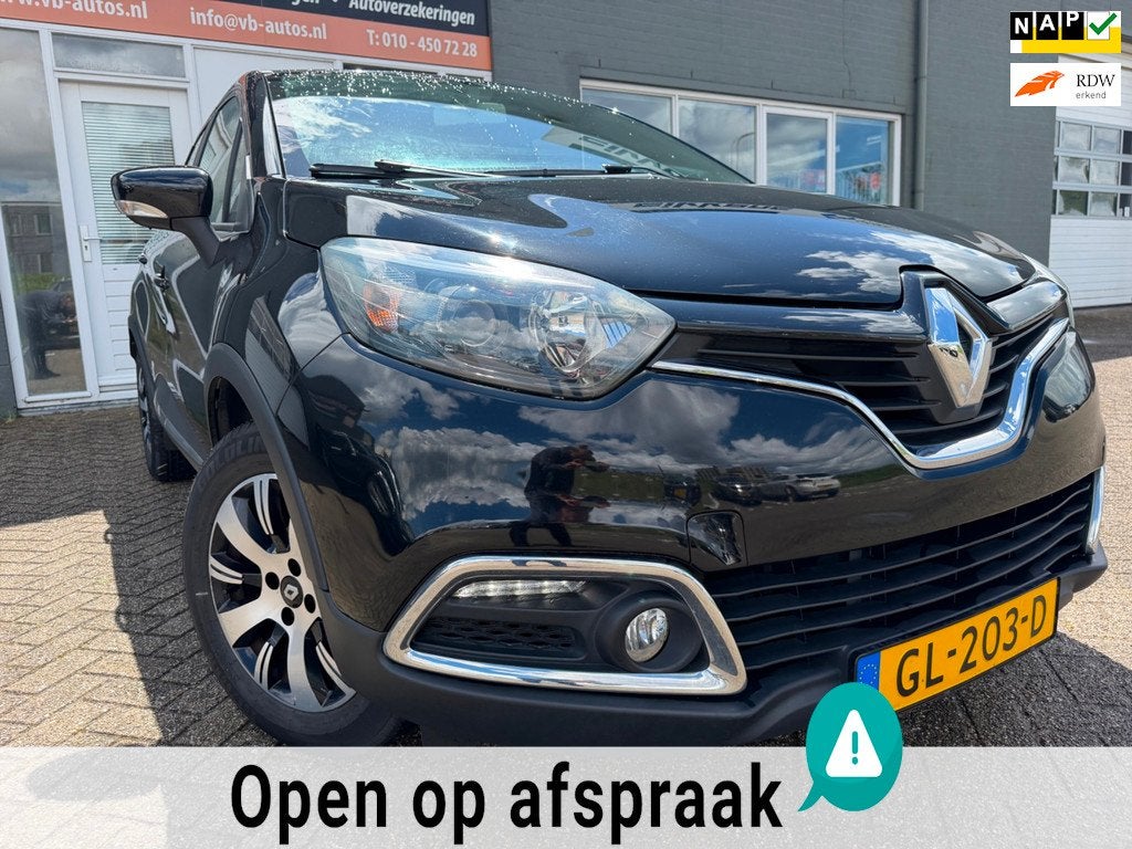Renault Captur 0.9 TCe Expression met trekhaak en parkeersen, Auto's, Voorwielaandrijving, Stof, Gebruikt, Zwart
