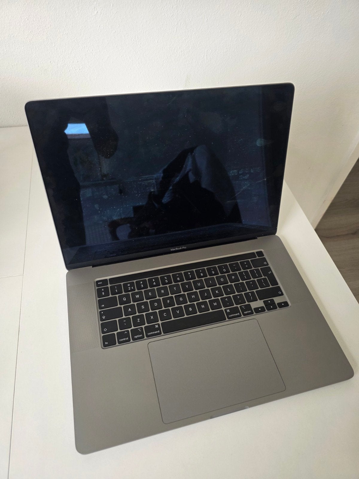 Macbook Pro 2019 16 inch i9/5500M/16gb DDR4/1 TB SDD, MacBook Pro, 2 tot 3 Ghz, Ophalen of Verzenden, Zo goed als nieuw