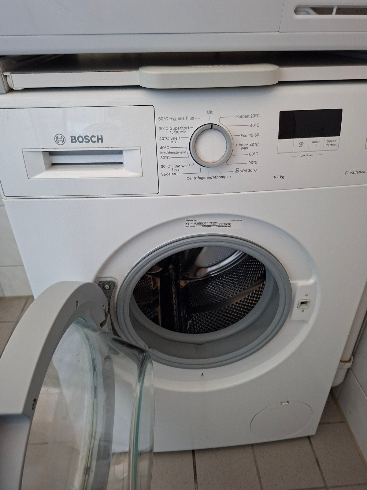 Bosch Serie 2 Wasmachine - 1 jaar oud, Ophalen, Zo goed als nieuw, Voorlader, Kort programma