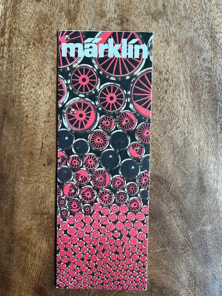 Marklin brochure "Marklin vroeger. Marklin nu", Wisselstroom, Zo goed als nieuw, Analoog, Märklin
