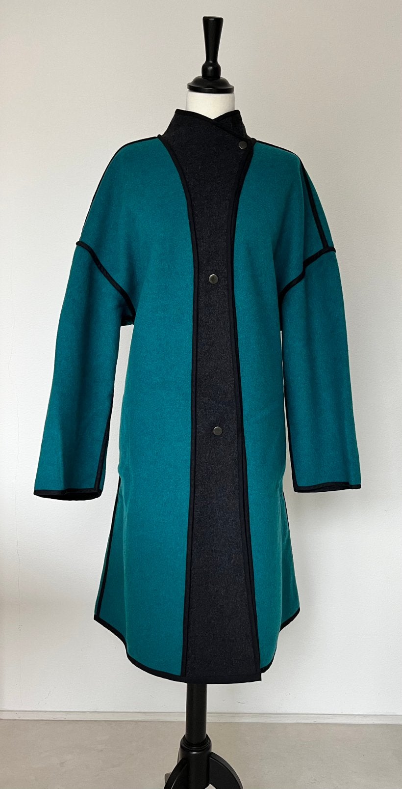 ANNEL turquoise met zwart wollen jas (3 delen) fits all, Ophalen of Verzenden, Zo goed als nieuw, Zwart