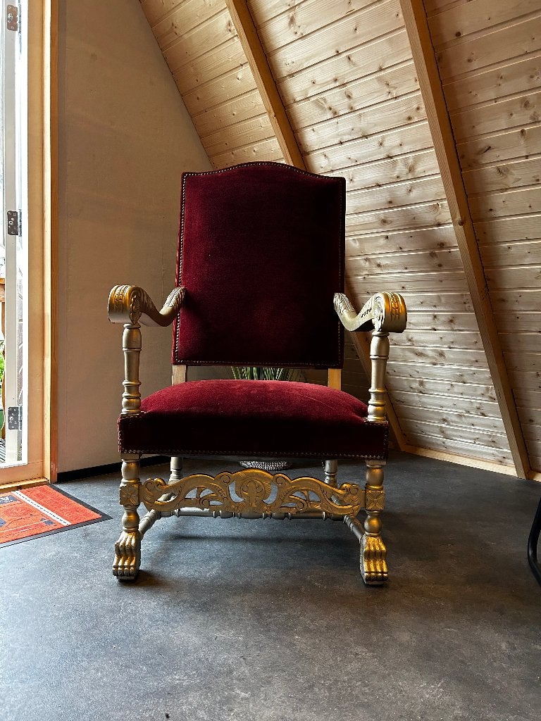 Sinterklaasstoel/ decoratieve stoel, Ophalen