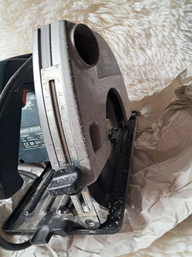 cirkelzaag black en decker, Ophalen, Gebruikt, Cirkelzaag, 30 tot 70 mm