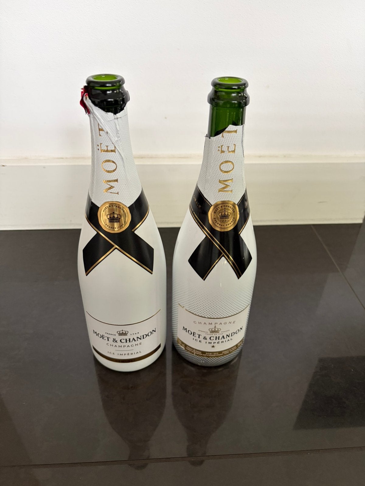 Moët fles leeg 2 stuks, Verzamelen, Wijnen, Ophalen of Verzenden, Zo goed als nieuw, Frankrijk, Overige typen