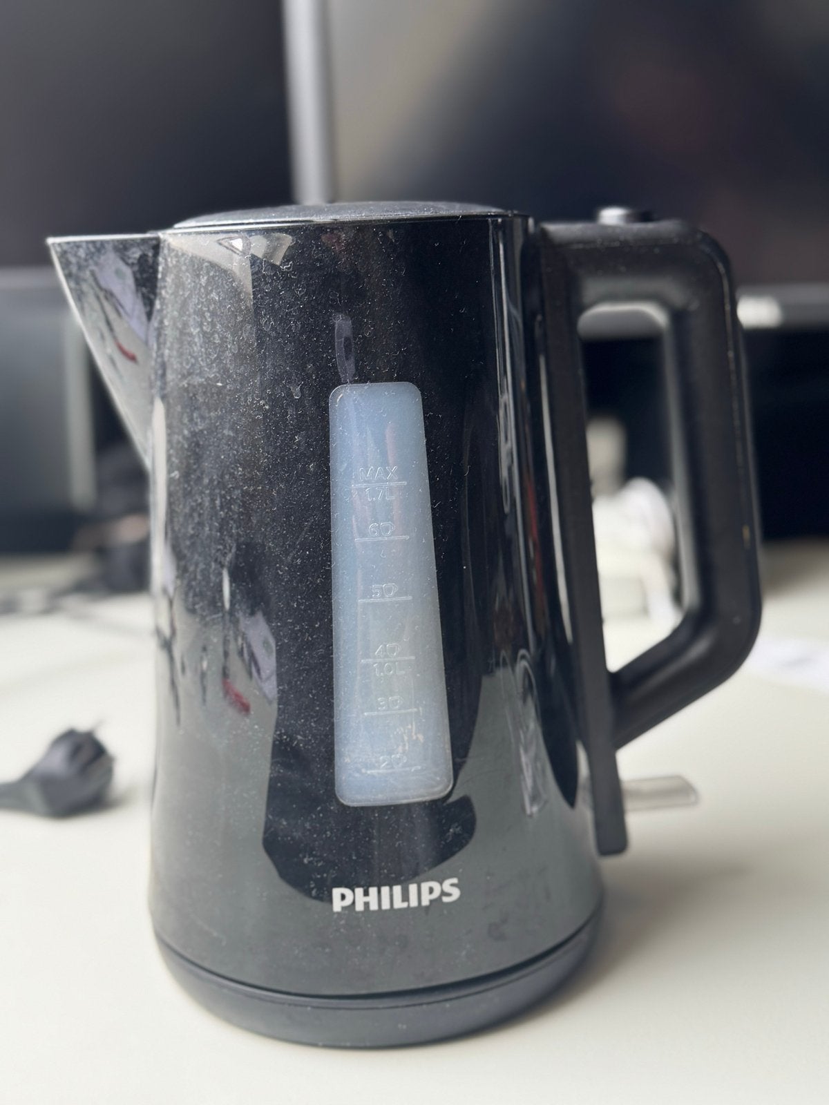 Philips Waterkoker Zwart - Snel en Efficiënt, 1 tot 2 liter, Ophalen, Gebruikt, Draadloos