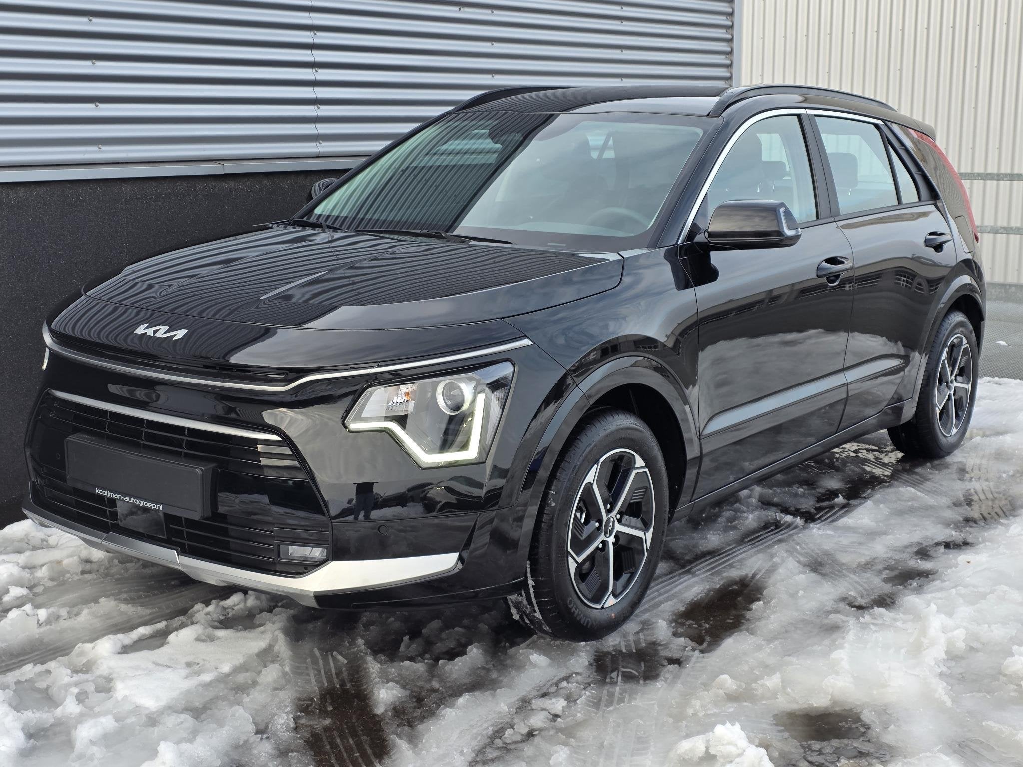 Kia Niro 1.6 GDi Hybrid DynamicLine ACTIE! Direct rijden. Ui, Auto's, Kia, 1374 kg, Euro 6, Leder en Stof, Zwart