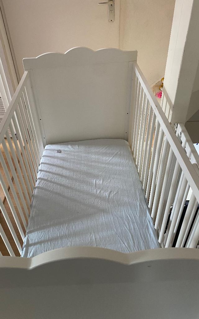 Baby ledikant, Ophalen, Gebruikt, Lattenbodem, Minder dan 140 cm