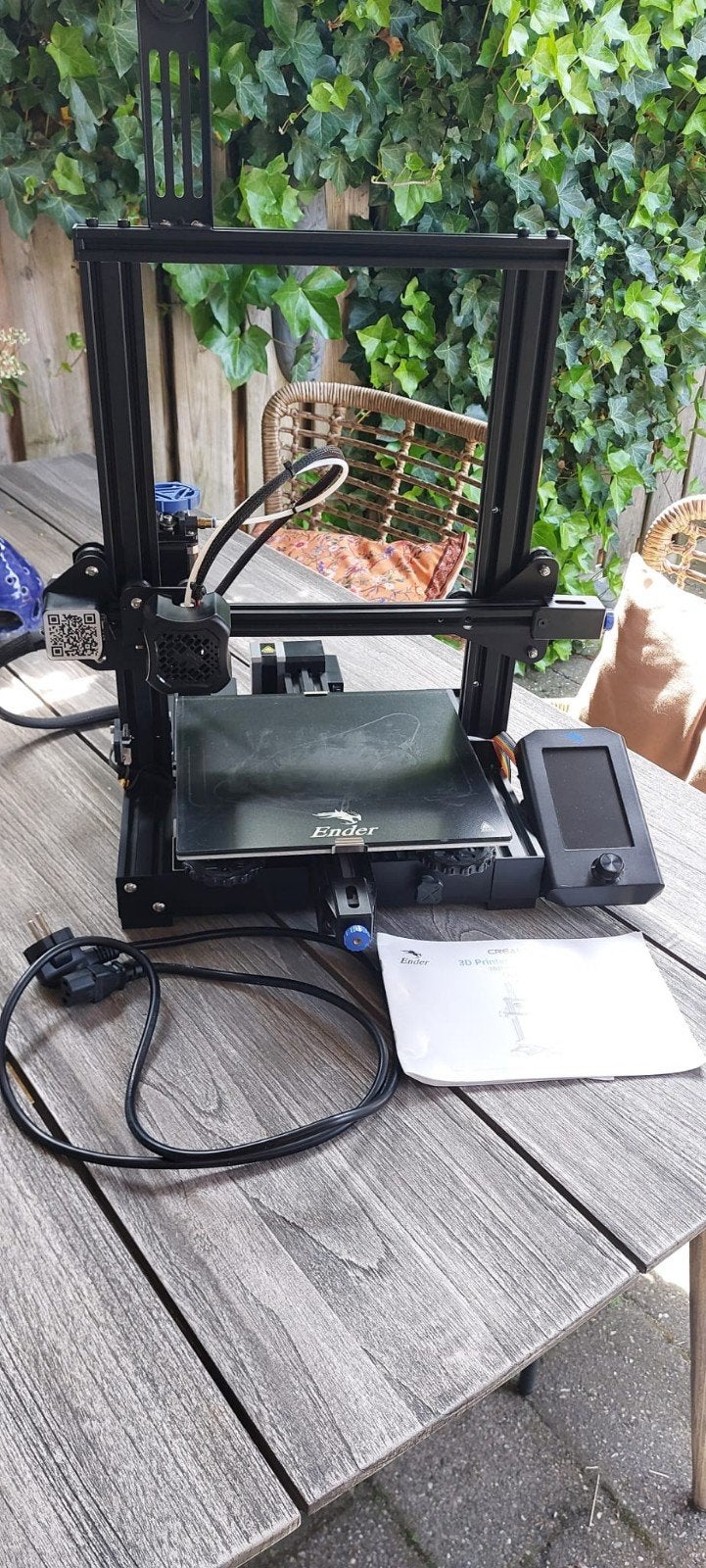 Ender 3 v2 3D printer, Computers en Software, Ophalen, Gebruikt
