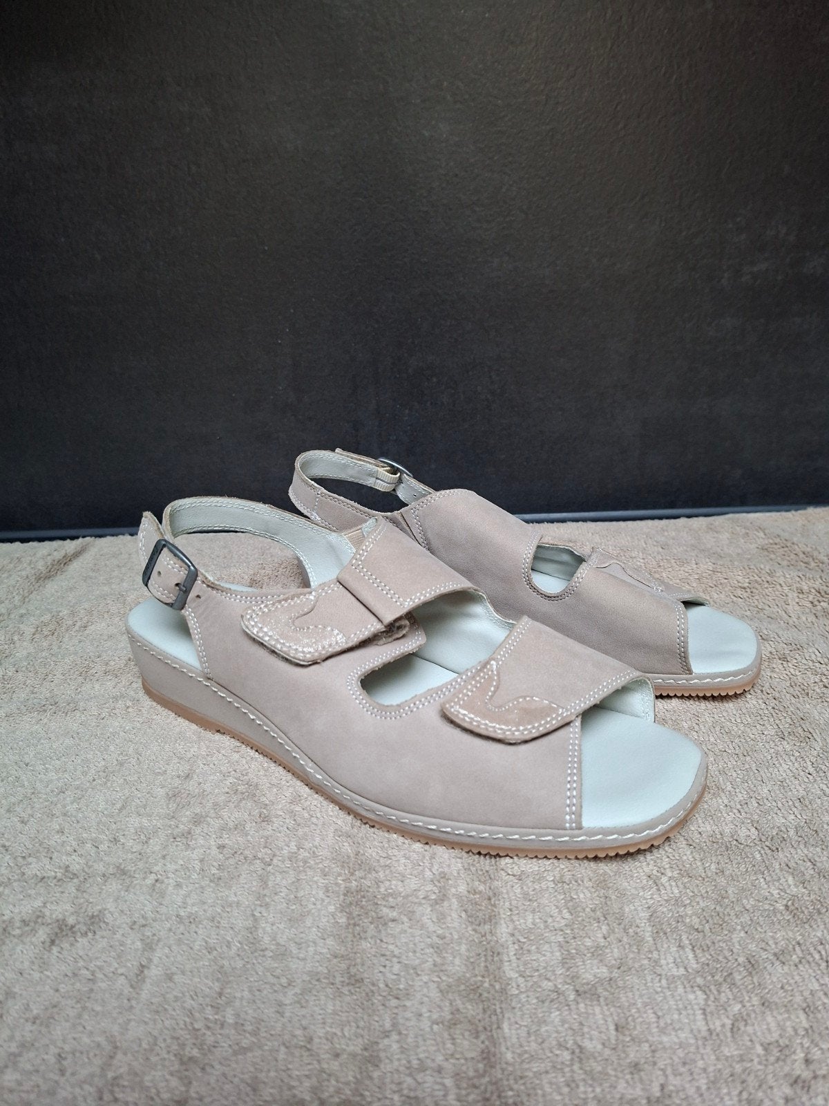 Sandalen maat 40, Ophalen, Medicus, Beige, Nieuw