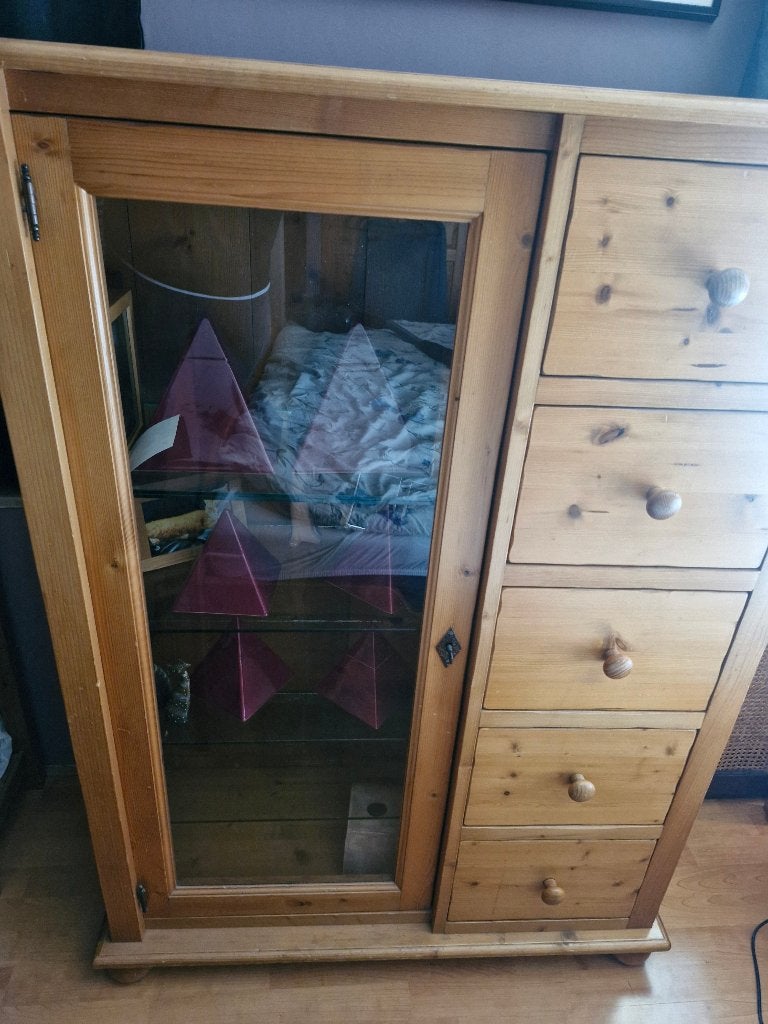 grenen kast met lades en vitrine, Ophalen, Gebruikt