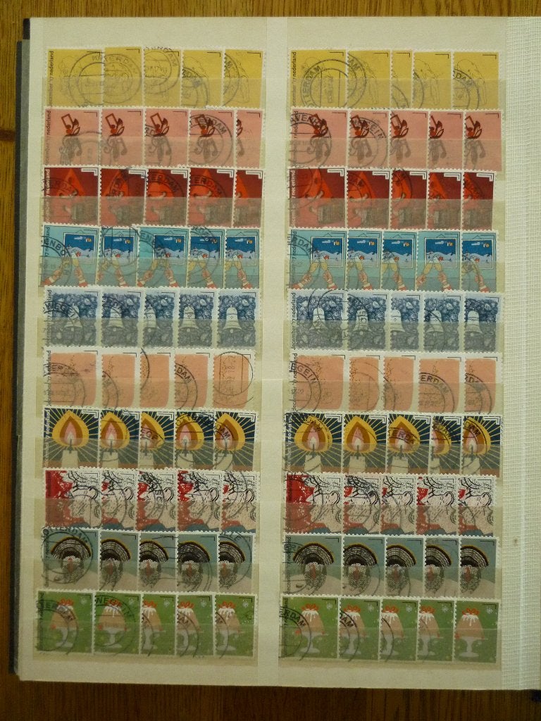 100 x Kerstzegel 2017 gestempeld 10x serie NVPH 3588-3597, Ophalen of Verzenden, Gestempeld