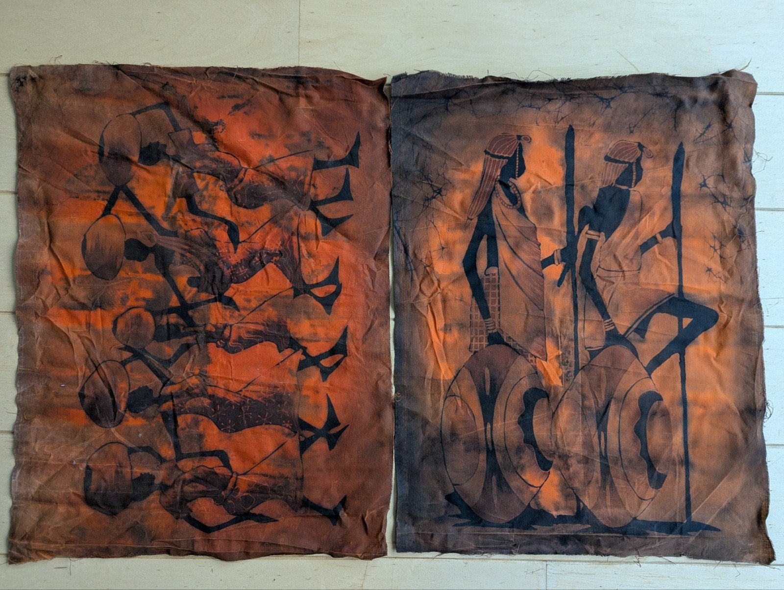 Set van 2 Afrikaanse batik wandkleden - Handgemaakt, Antiek en Kunst, Afrika, Ophalen of Verzenden, Handgemaakt, Natuurlijk materiaal