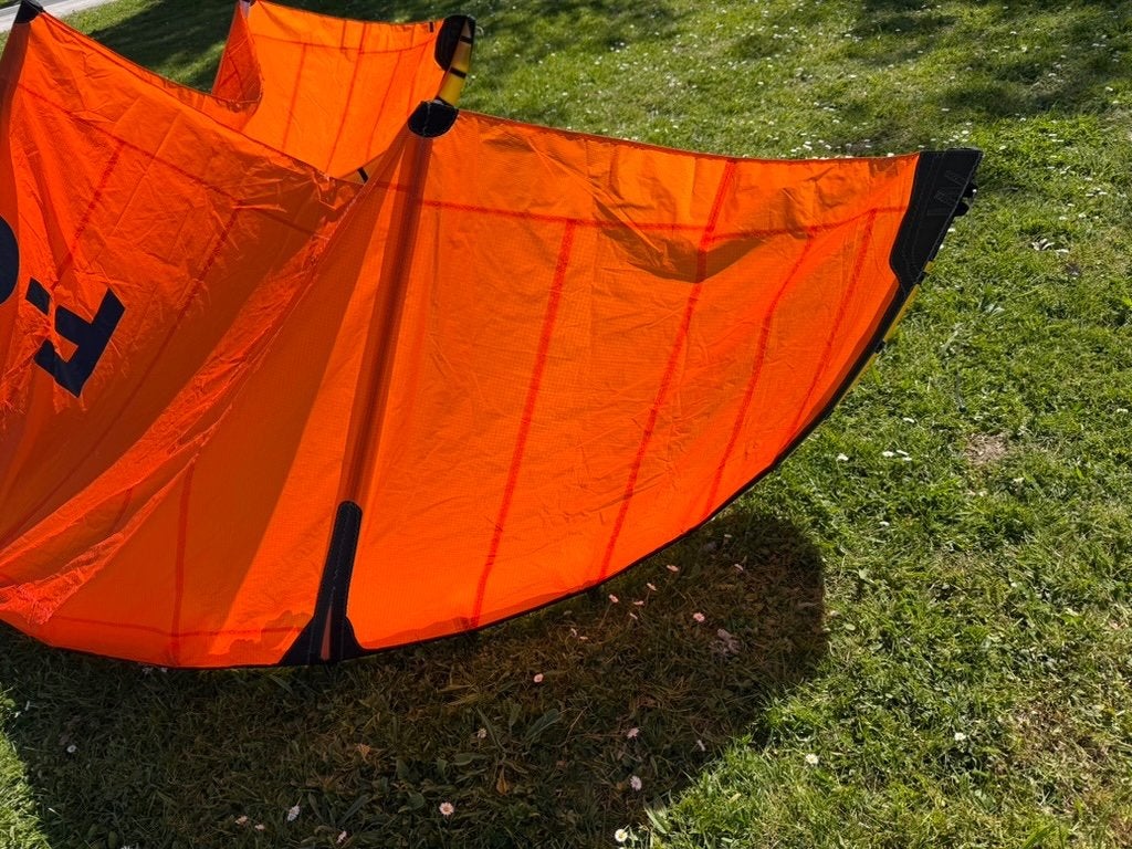 f-one banger kite aluula 7 en 6 mtr, Ophalen of Verzenden, Kite, 7 m², Geen board