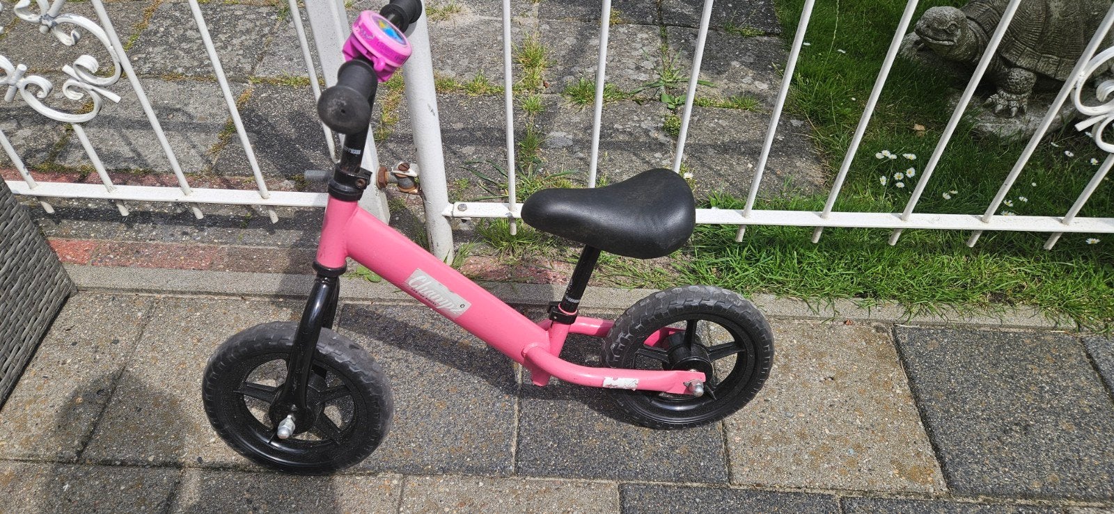 Roze loopfiets voor kinderen - Zo goed als nieuw, Ophalen of Verzenden, Zo goed als nieuw, Minder dan 16 inch