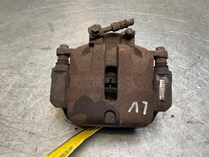 Remklauw (Tang) links-voor van een Opel Insignia, Gebruikt, -, -, Opel