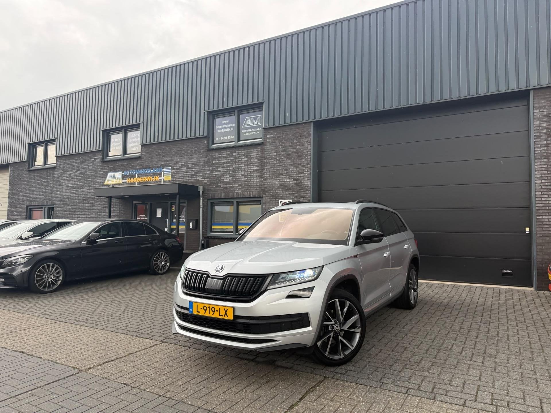 SKODA Kodiaq 1.5 TSI Sportline Business | 1E EIGENAAR | 3/6/, Auto's, 4 cilinders, 150 pk, Origineel Nederlands, Bedrijf