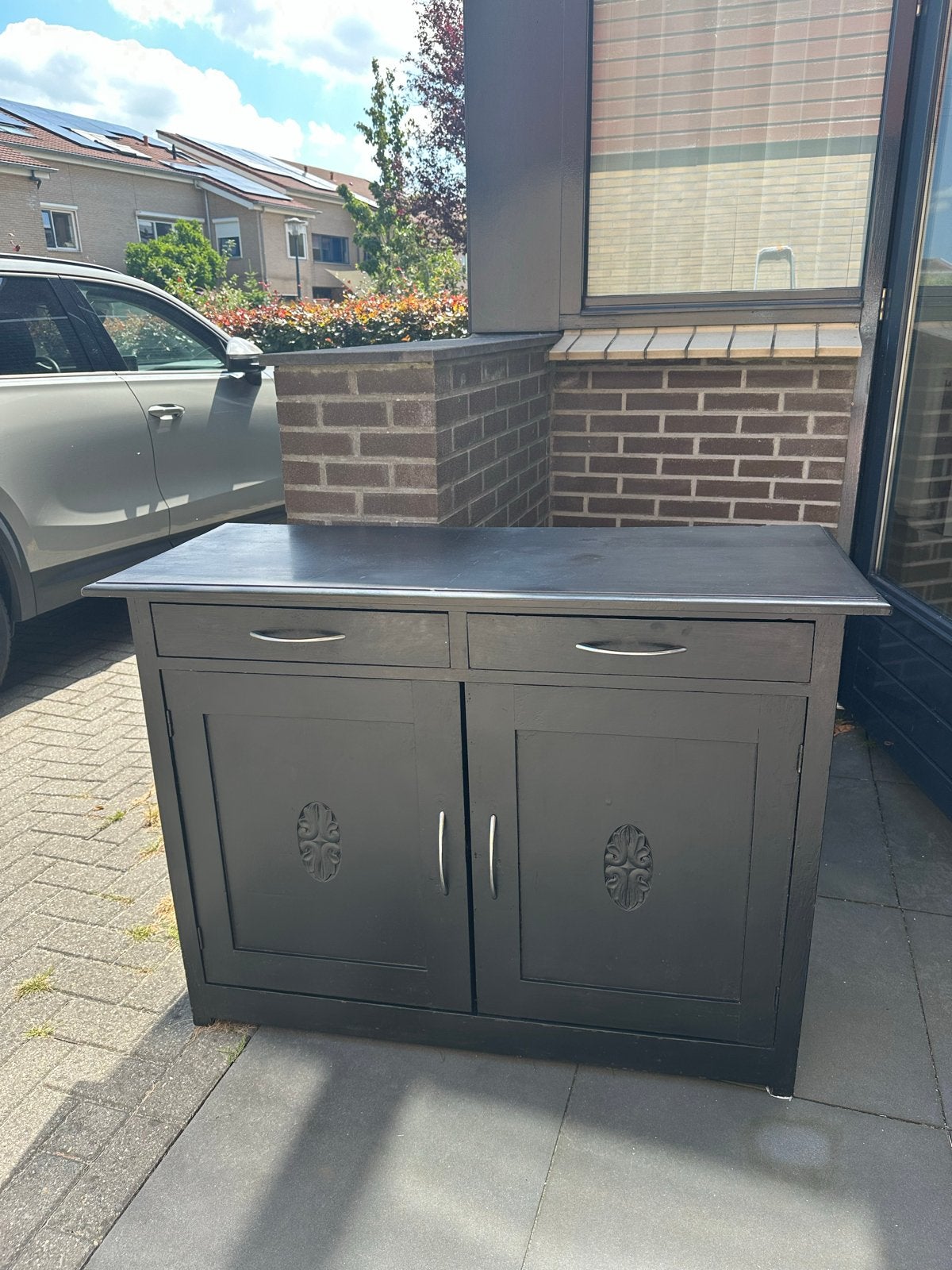 Gratis, zwart dressoir met lades en deuren, Ophalen, Gebruikt, 100 tot 150 cm, Met lade(s)