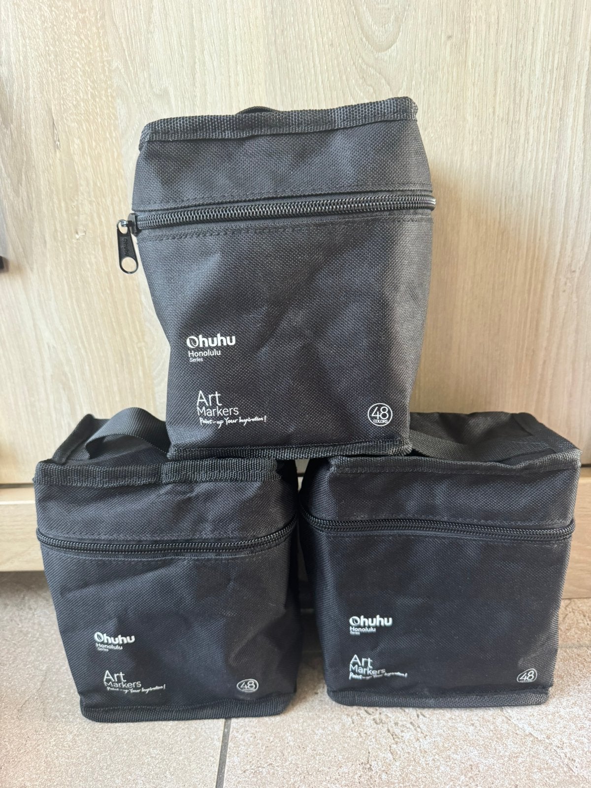 3x ohuhu tas voor 48 stiften, Hobby en Vrije tijd, Tekenen, Ophalen of Verzenden, Zo goed als nieuw, Overige typen