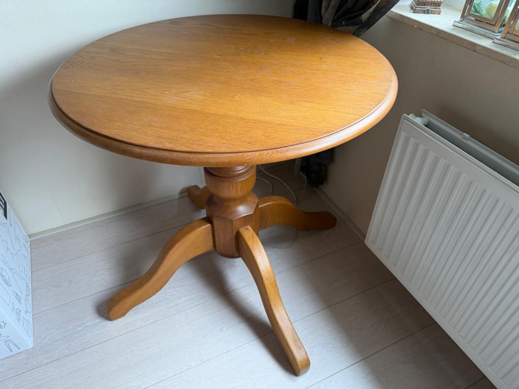 Massief eikenhouten ronde tafel, Huis en Inrichting, Tafels | Eettafels, Ophalen, Gebruikt, 50 tot 100 cm, Tot twee personen