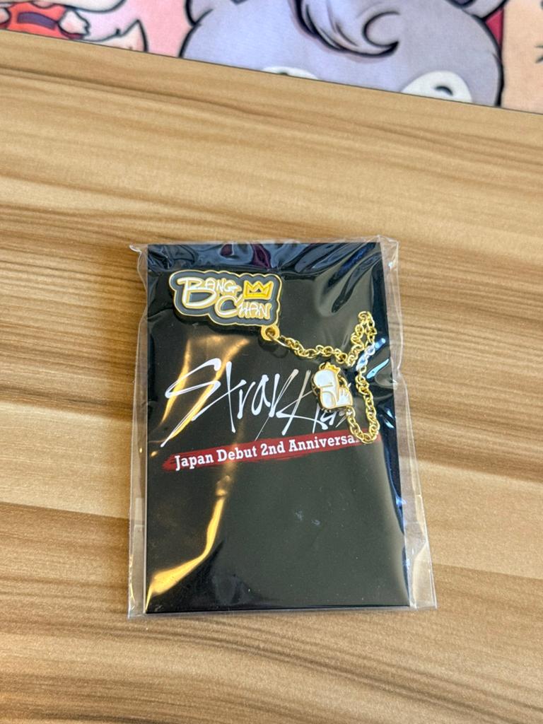 Stray Kids Bang Chan pin badge japan 2nd anniversary, Ophalen of Verzenden, Zo goed als nieuw, Foto of Kaart