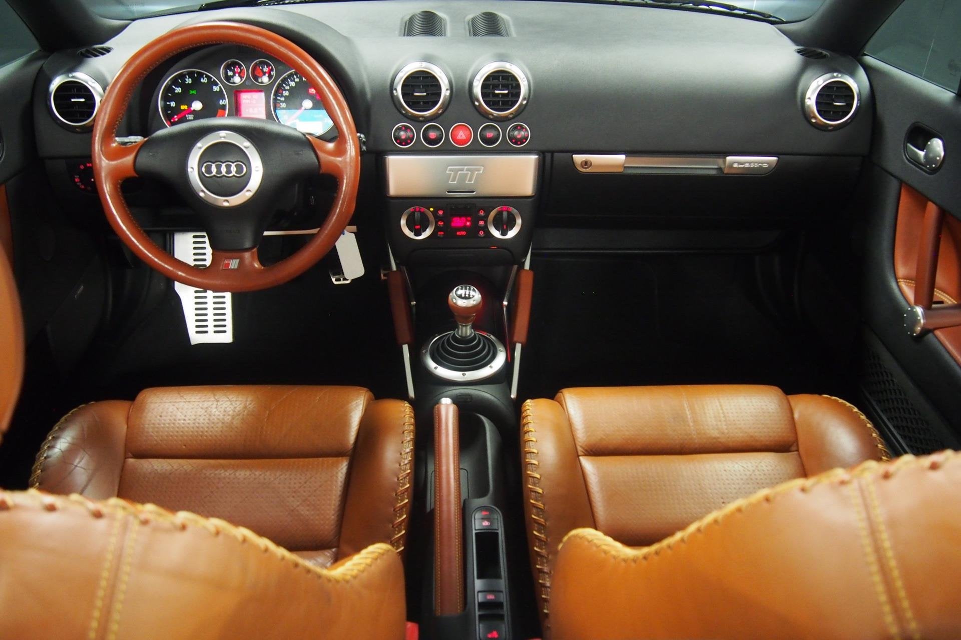Audi TT Roadster 1.8 5V Turbo quattro 225PK Base Ball Nederl, TT, Gebruikt, 4 cilinders, Cabriolet