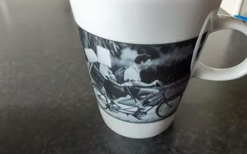 DOUWE EGBERTS melkmokken, jubileum 250 jaar, Overige materialen, Overige merken, Ophalen of Verzenden, Zo goed als nieuw