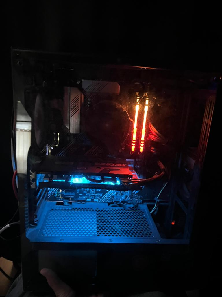 Budget gaming setup, Ophalen, Zo goed als nieuw, Gaming, SSD