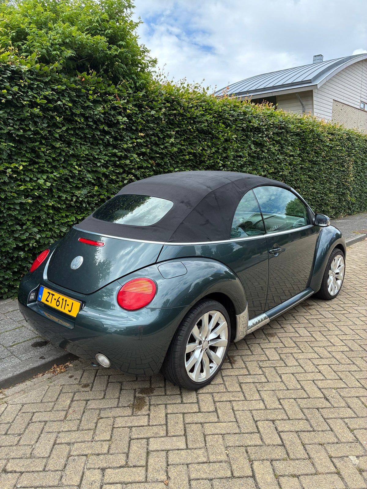 Volkswagen Beetle Cabrio 2004 Groen metallic, Voorwielaandrijving, Stof, 74 pk, 4 cilinders
