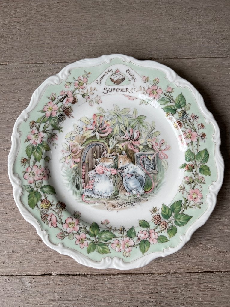Brambly Hedge 1982 bordje Summer van Jill Barklem, Verzenden, Zo goed als nieuw, Porselein, Bord of Schaal