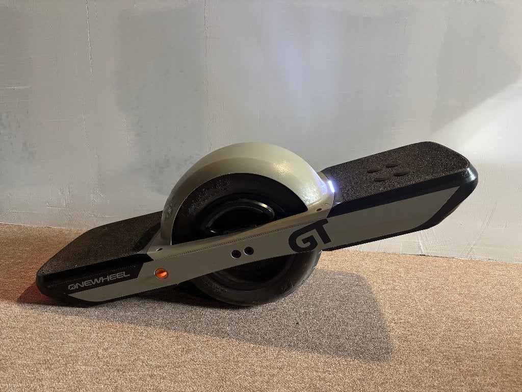Onewheel GT threaded tire - zeer weinig mee gereden, Sport en Fitness, Skateboarden, Ophalen, Gebruikt, Overige typen