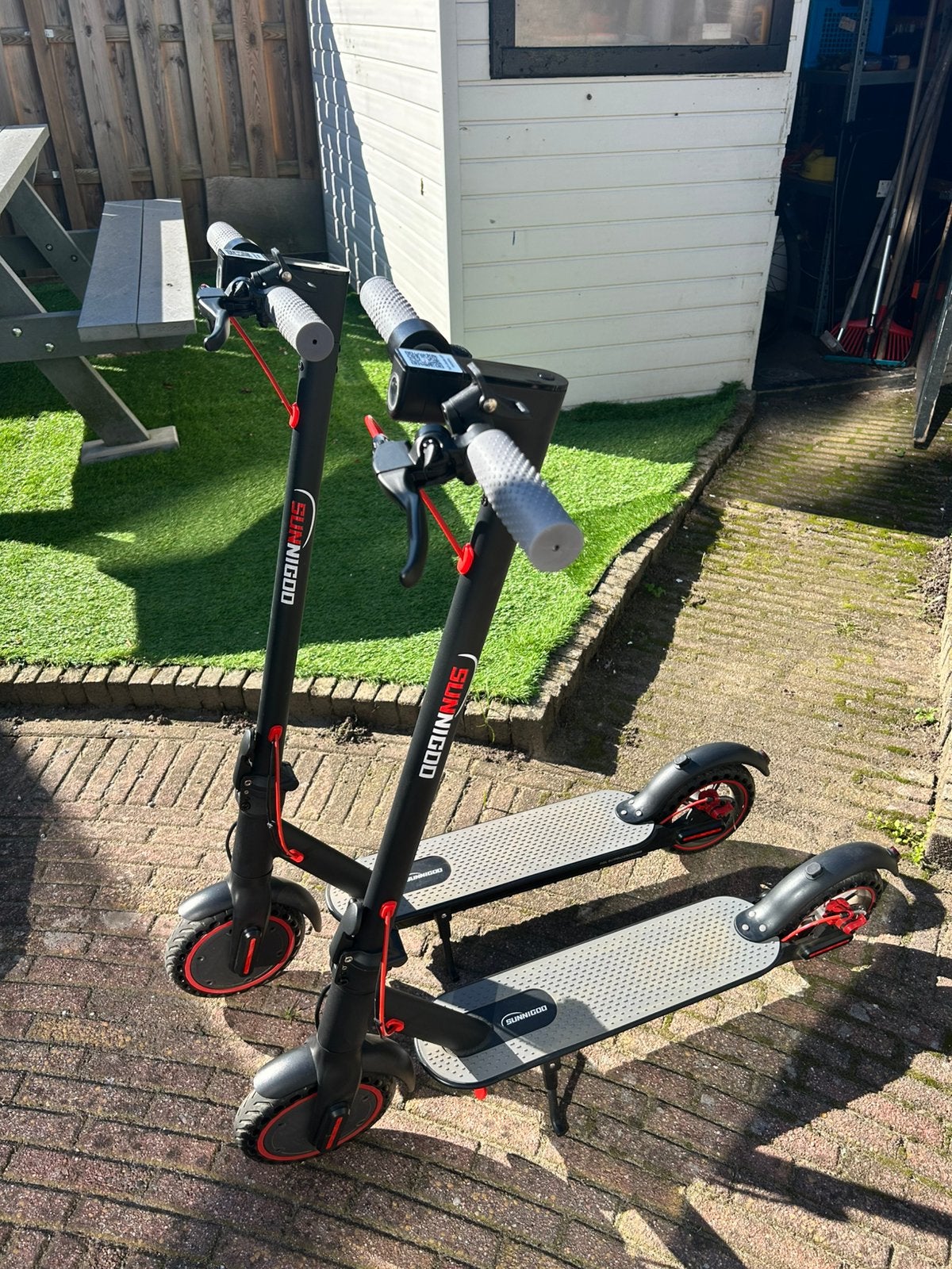 2x elektrische step SUNNIGOO, Fietsen en Brommers, Ophalen, Zo goed als nieuw, Elektrische step (E-scooter)