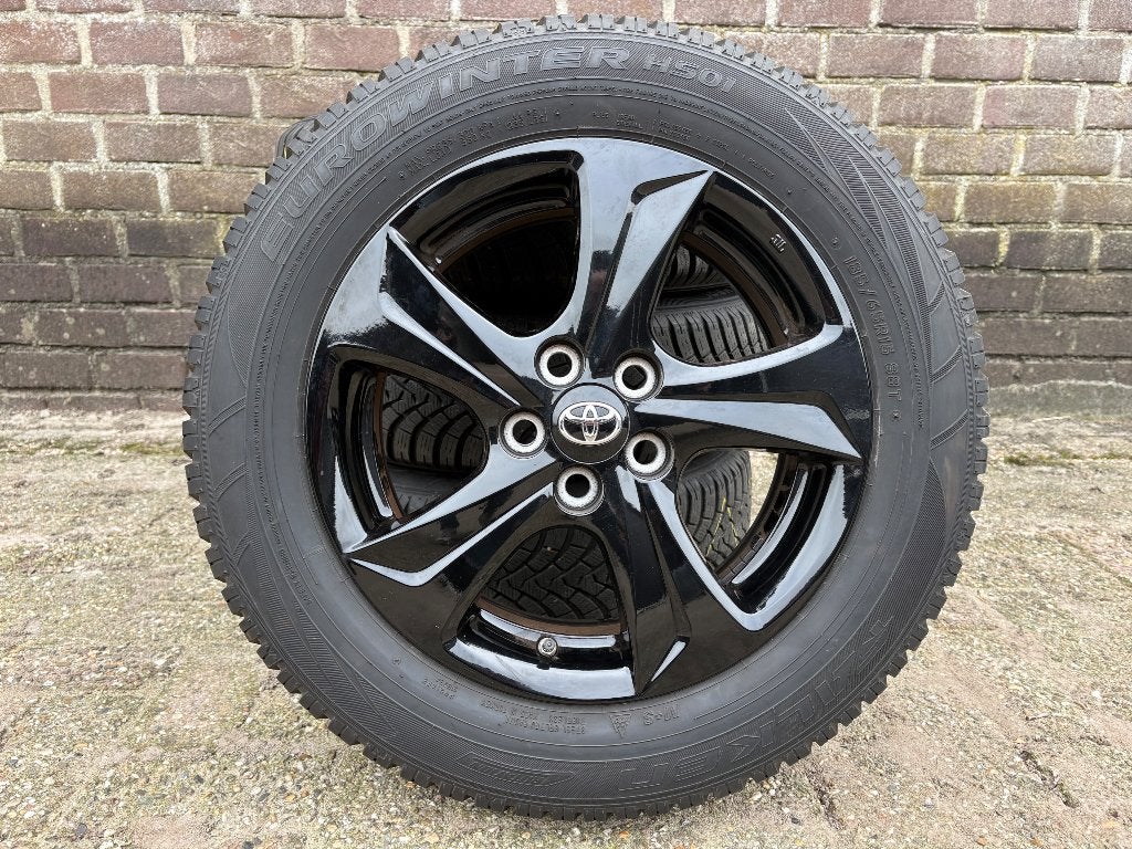 Toyota Yaris OEM 15 inch winterset 185-65-15, Auto-onderdelen, Ophalen, Gebruikt, 15 inch, Banden en Velgen