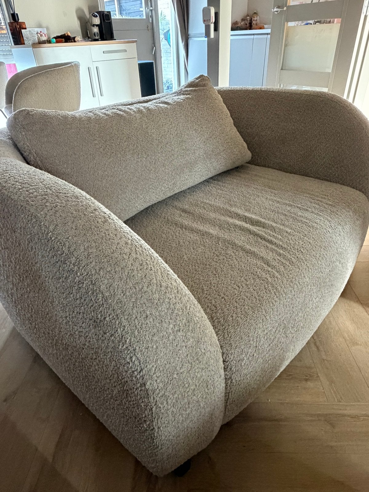 Comfortabele Bouclé Fauteuil, Huis en Inrichting, Ophalen, Zo goed als nieuw, Stof, 75 tot 100 cm