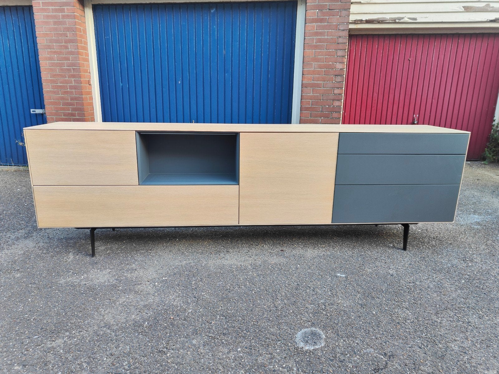 TV-meubel dressoir, Ophalen, Eikenhout, Zo goed als nieuw, 200 cm of meer