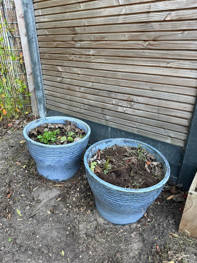 Bloempot blauw 2 stuks diameter 40 cm, Tuin en Terras, Bloempotten, Steen, Gebruikt, Rond, Tuin