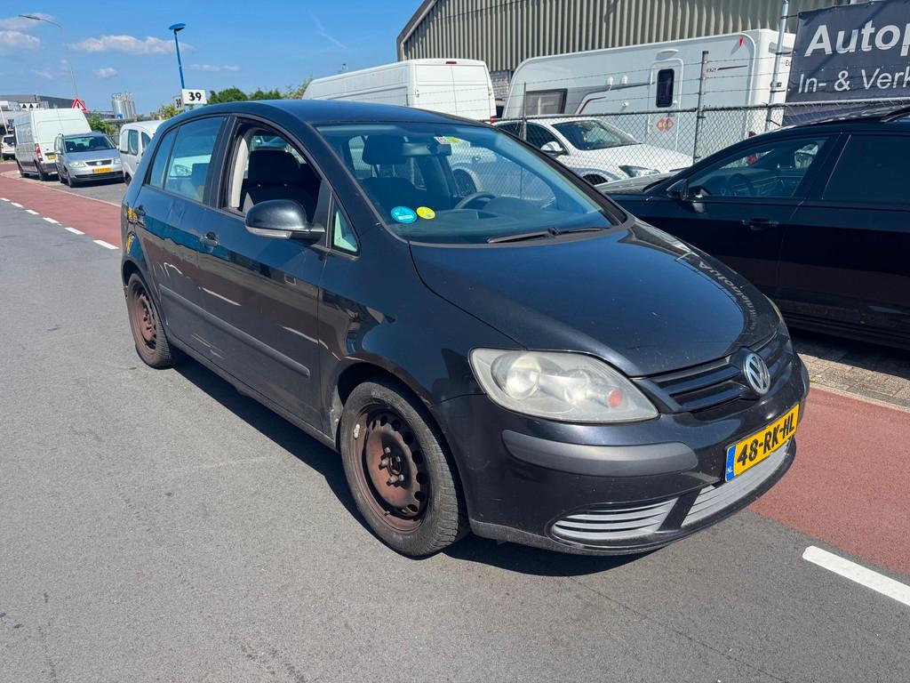 Volkswagen Golf Plus 1.6 FSI Comfortline Business Airco Crui, Auto's, Gebruikt, 4 cilinders, 116 pk, Zwart