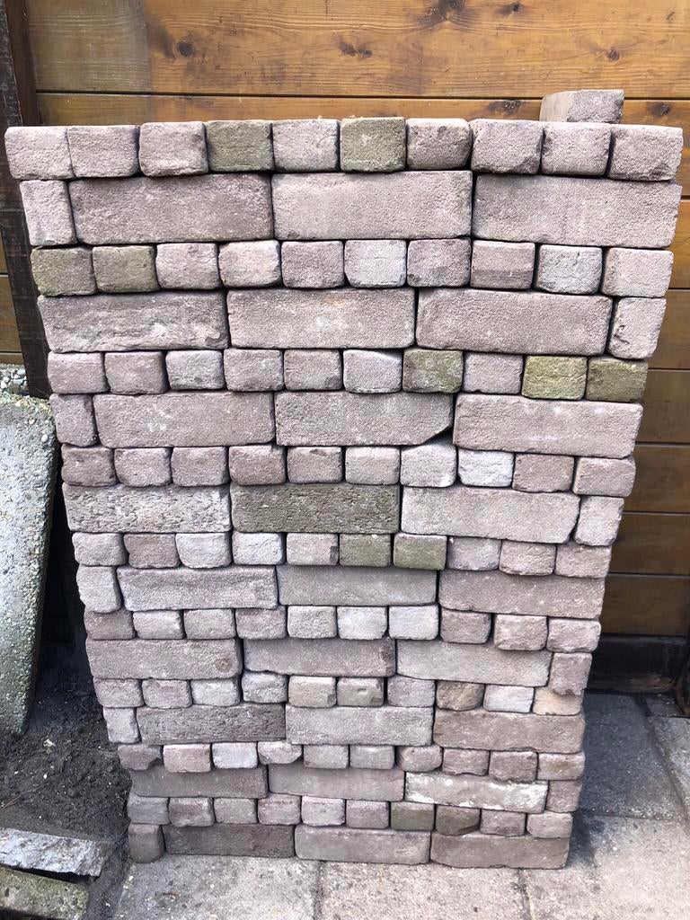Partij gebruikte klinkers/straatstenen 415 stuks +restpartij, Tuin en Terras, Tegels en Klinkers, Ophalen, Zo goed als nieuw, Beton