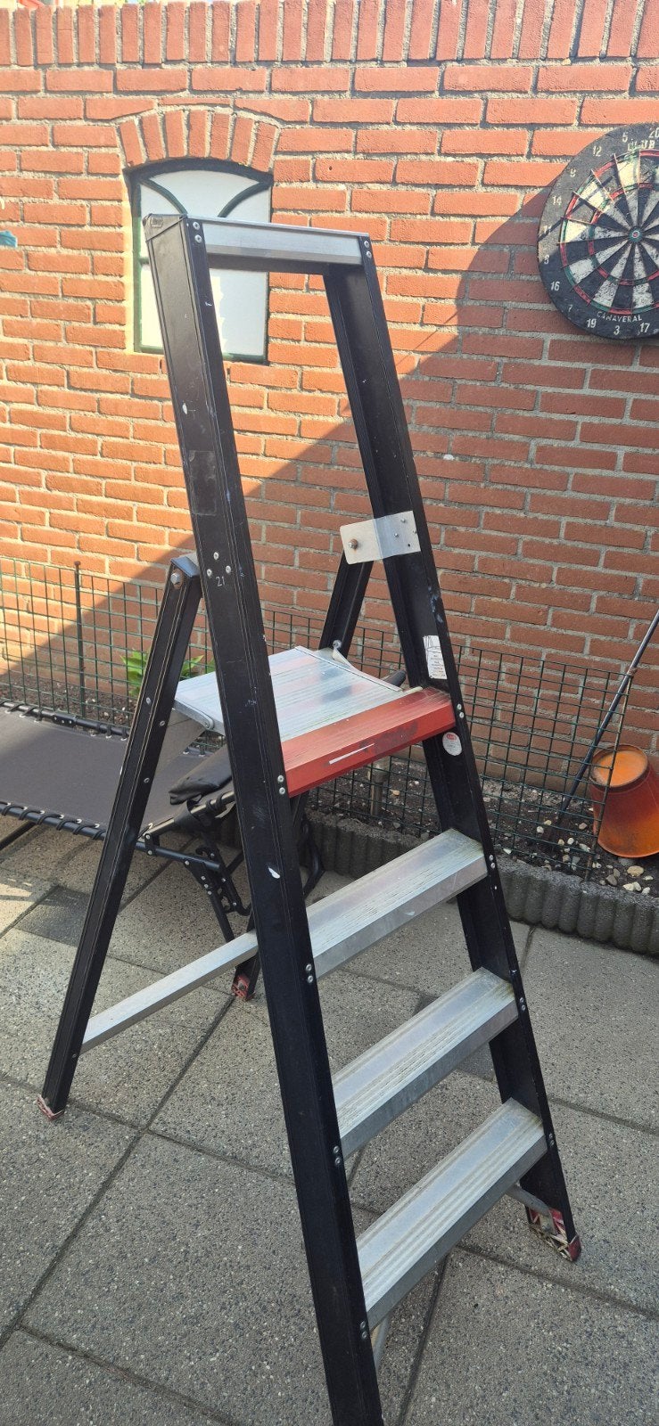 Altrex 4-treeds trap - Zo goed als nieuw, Doe-het-zelf en Verbouw, Ladders en Trappen, Ophalen of Verzenden, Zo goed als nieuw