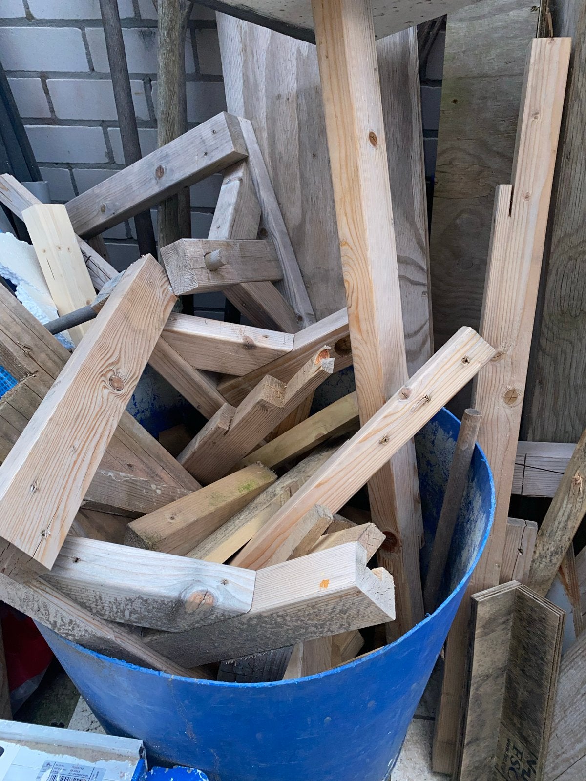 Diverse partij gebruikt hout: balken, planken, resthout, Ophalen, Gebruikt, Overige typen, 50 mm of meer