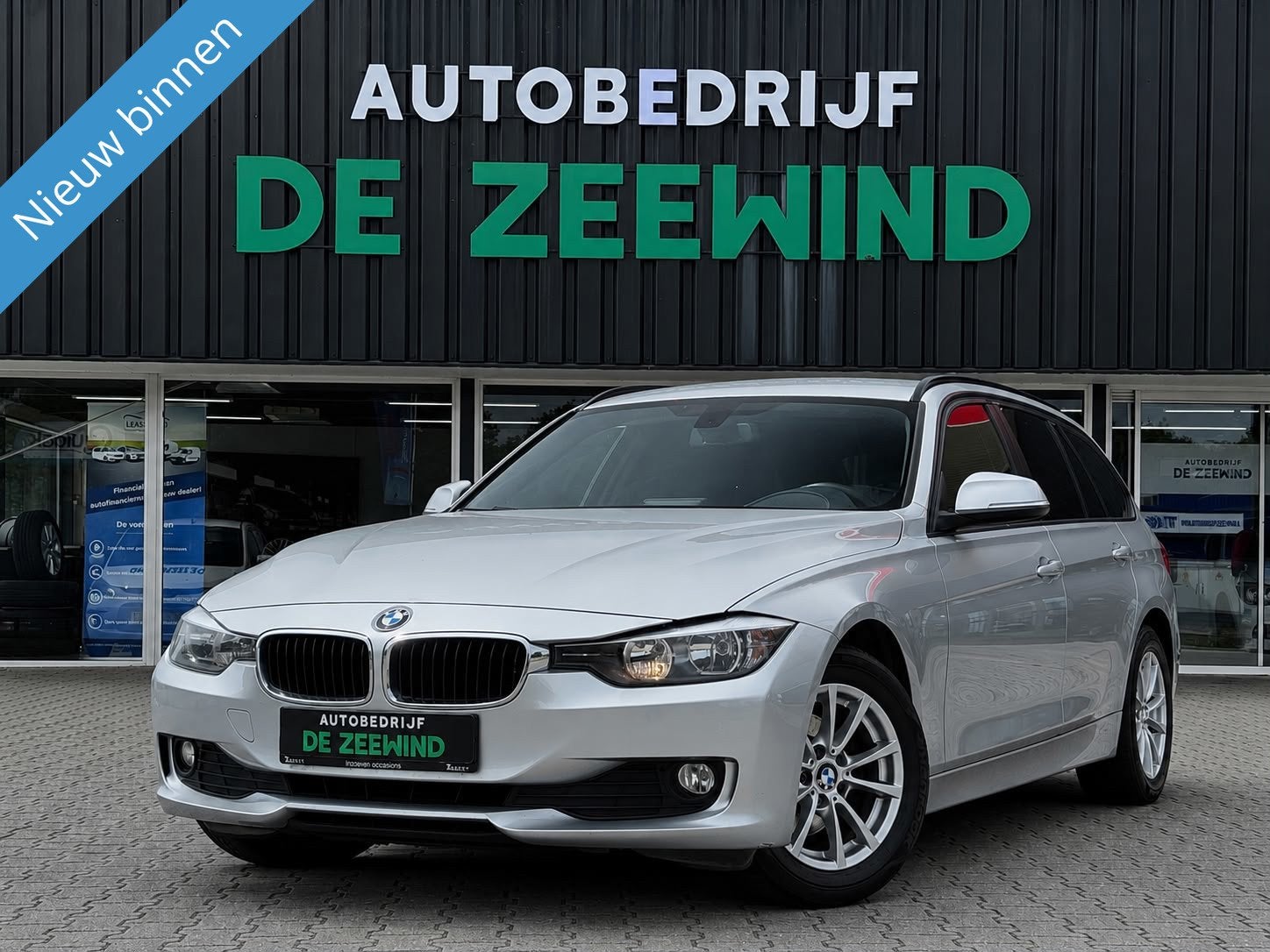 BMW 3-serie Touring 316d Executive, Achterwielaandrijving, 4 cilinders, 116 pk, Automatische klimaatregeling