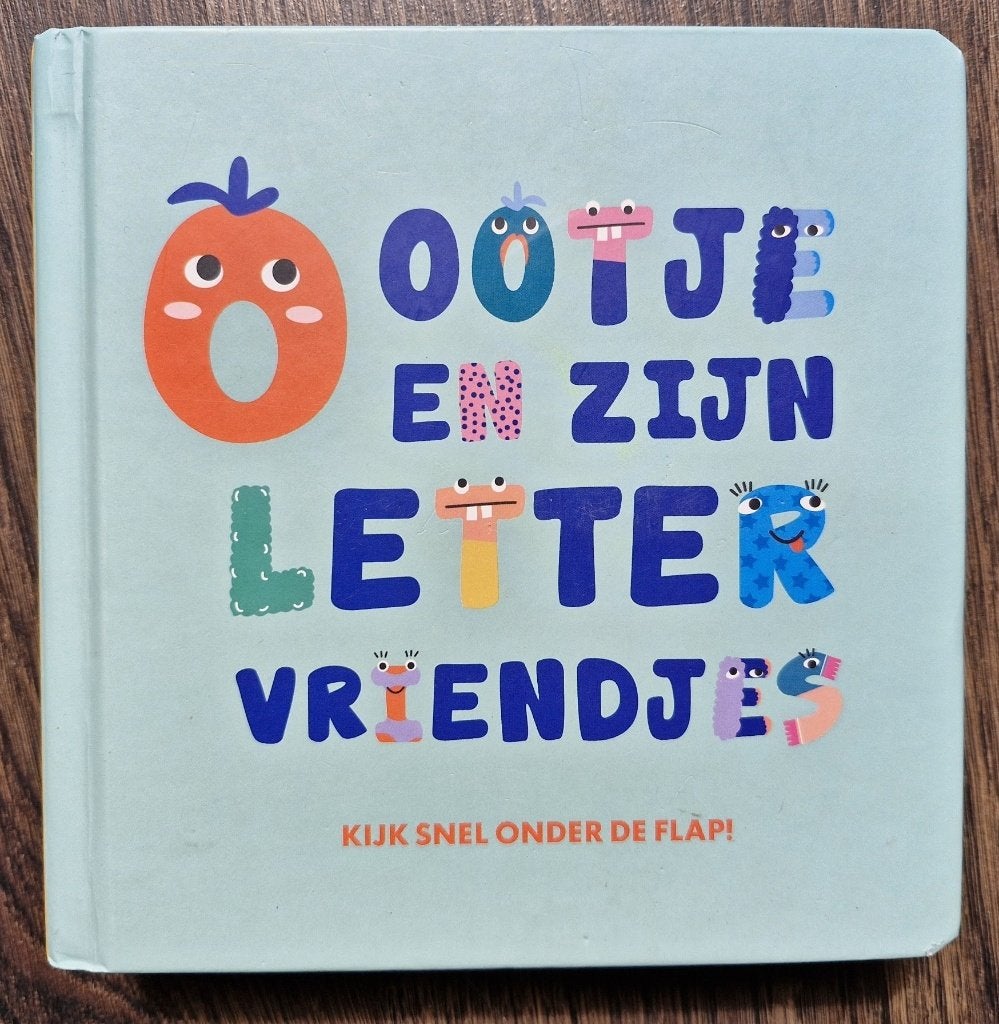 Ootje en zijn lettervriendjes - Kinderboek met flapjes, Boeken, Ophalen of Verzenden, Fictie algemeen