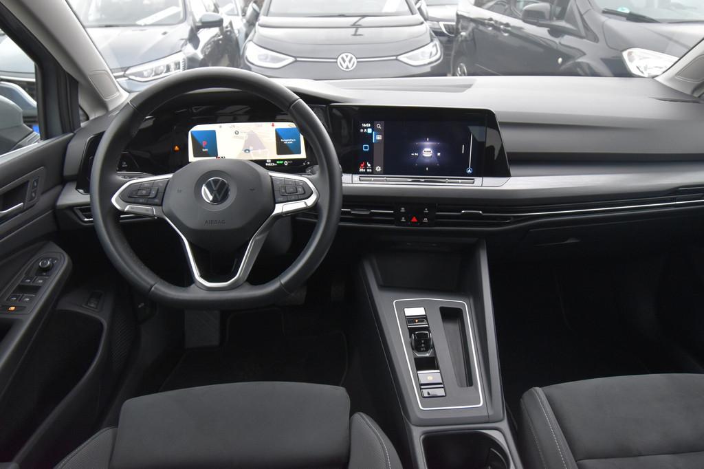 Volkswagen Golf 1.4 eHybrid Style , VIRTUAL COCKPIT , NAVI ,, 1490 kg, Gebruikt, 4 cilinders, Alcantara